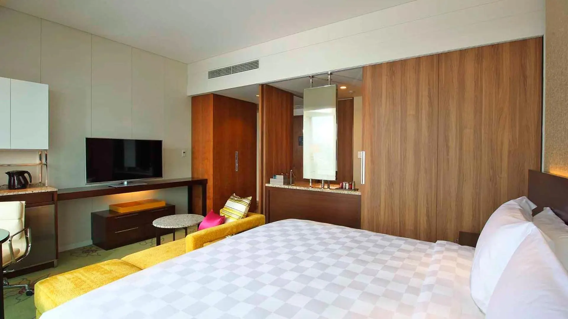 Osaka Marriott Miyako Hotel
